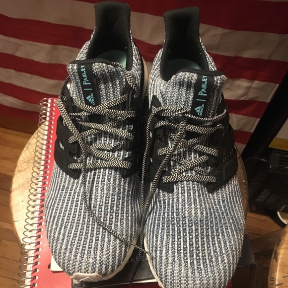 adidas ultra boosts men - Picture 2 of 2